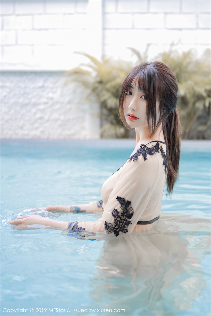 美女写真 泳池出浴美人系列 Betty林子欣 [62+1P/155MB] 美丝写真-第2张