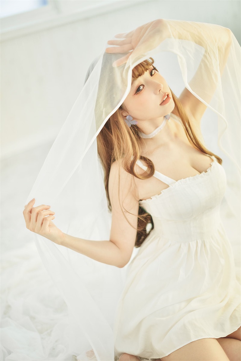 台湾Coser@ElyEE子 White Dress [22P/27MB] 网红Coser-第2张