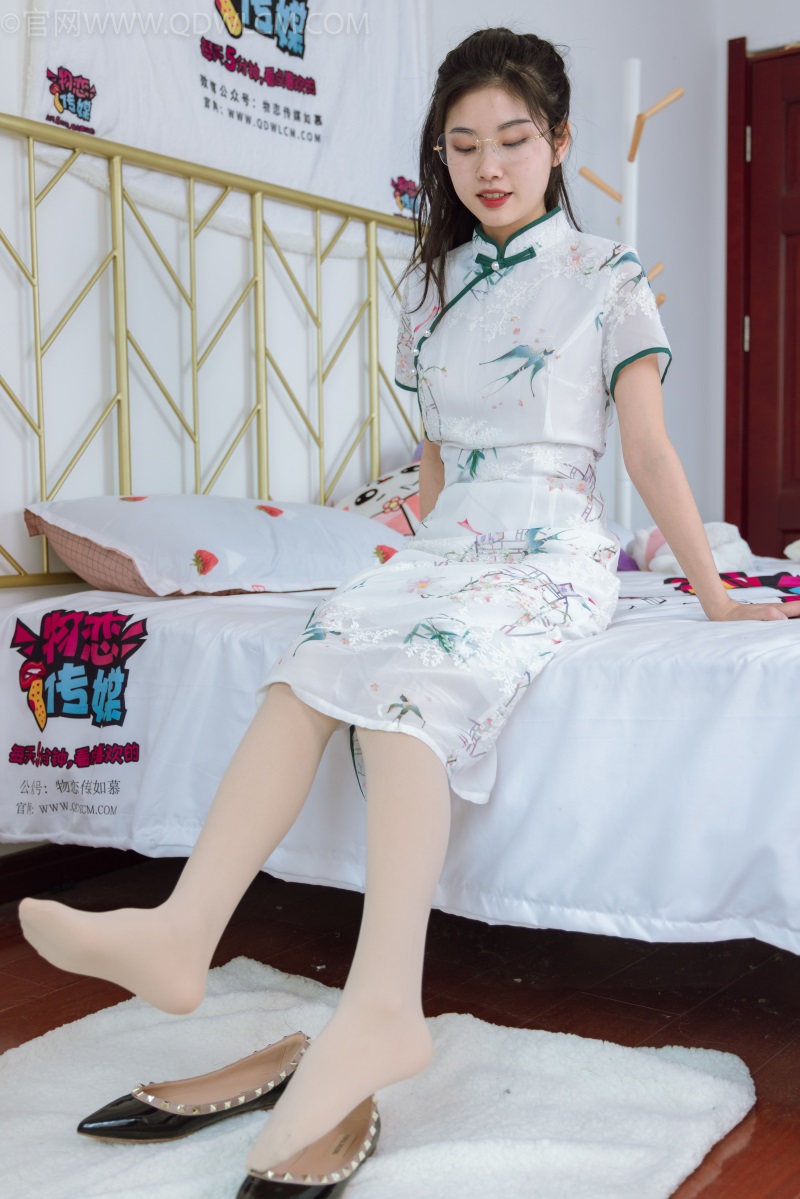 勿恋传媒 No.1170 米米-不一样的旗袍 [150P/1V/4.14GB] 勿恋传媒-第3张
