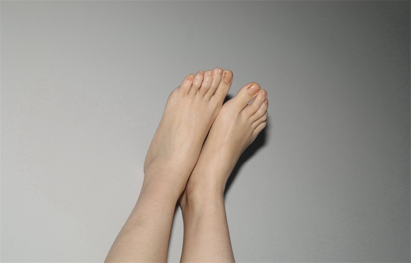 [Sexy Asian Girls Feet] NO.025 女生浓浓展示她的姓感的小脚丫 [158P/2.76G] S-A-G-F-第3张